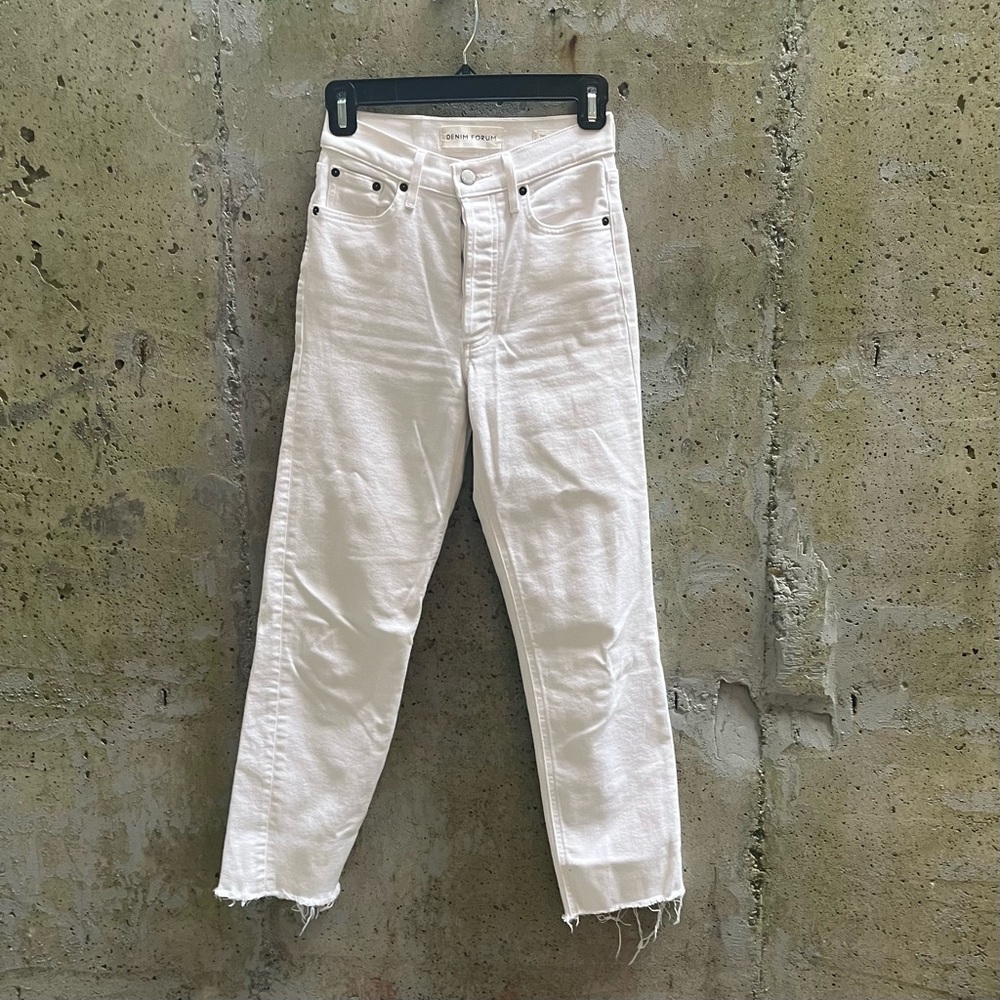 ✨3 for $50✨ Aritzia - Denim Forum Arlo Jeans, High Rise Straight, White, 23